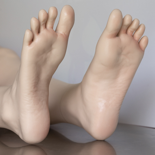 Non-standing feet